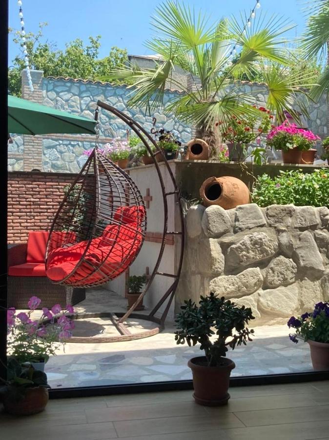 Boutique Hotel Talaveri In Telavi Bagian luar foto