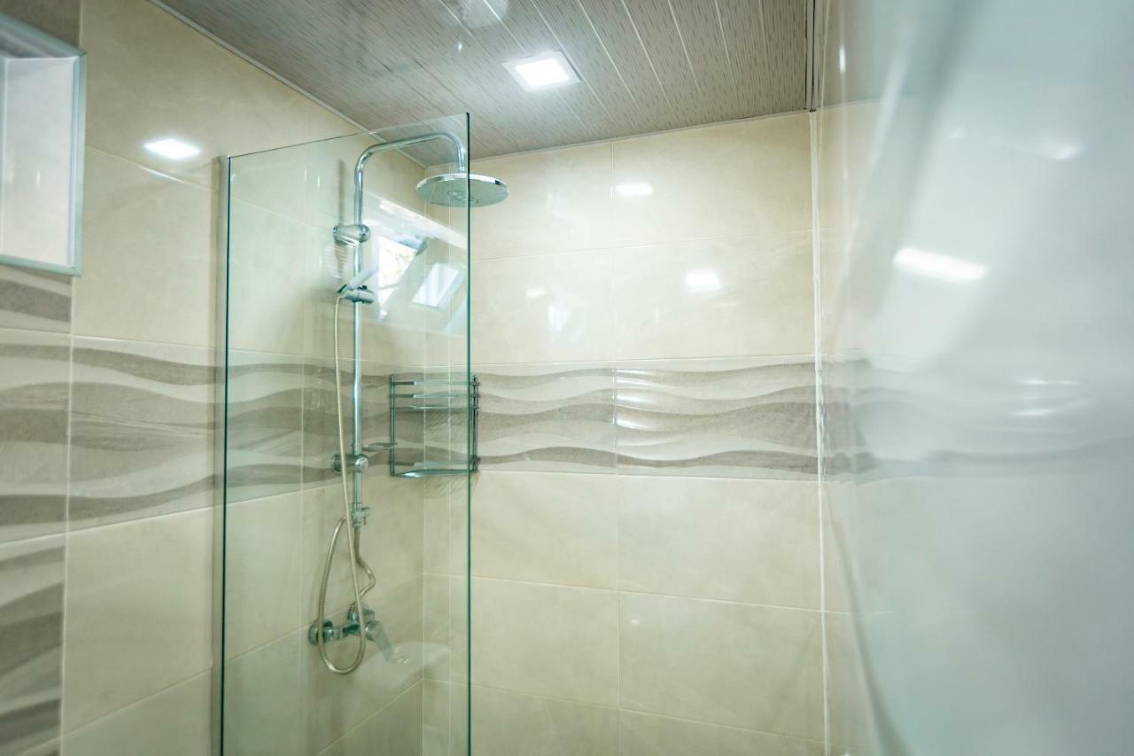 Boutique Hotel Talaveri In Telavi Bagian luar foto
