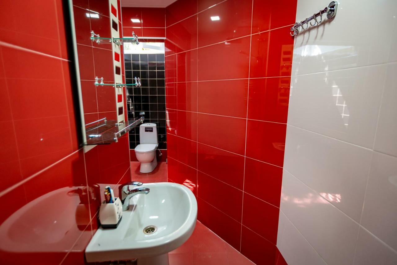 Boutique Hotel Talaveri In Telavi Bagian luar foto